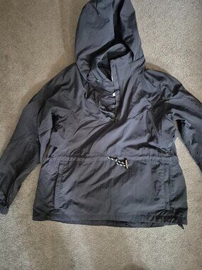 Lululemon windbreaker